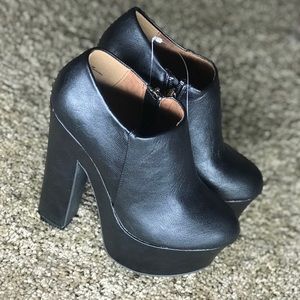 Black Platform Heels